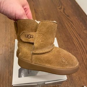 Ugg Keelan toddler boot chestnut size 4/5